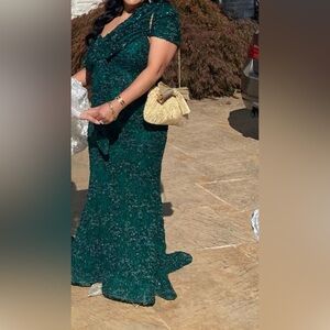 Elegant Green Evening Gown